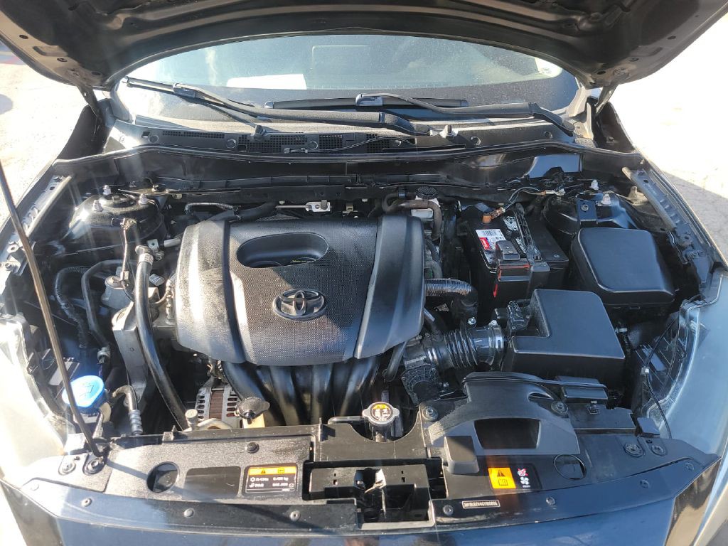 2016 Scion iA Image 7