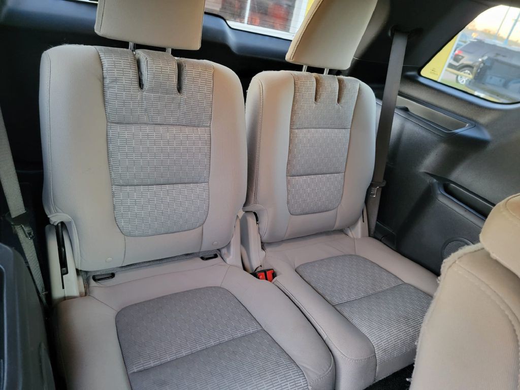 2011 Ford Explorer Image 15