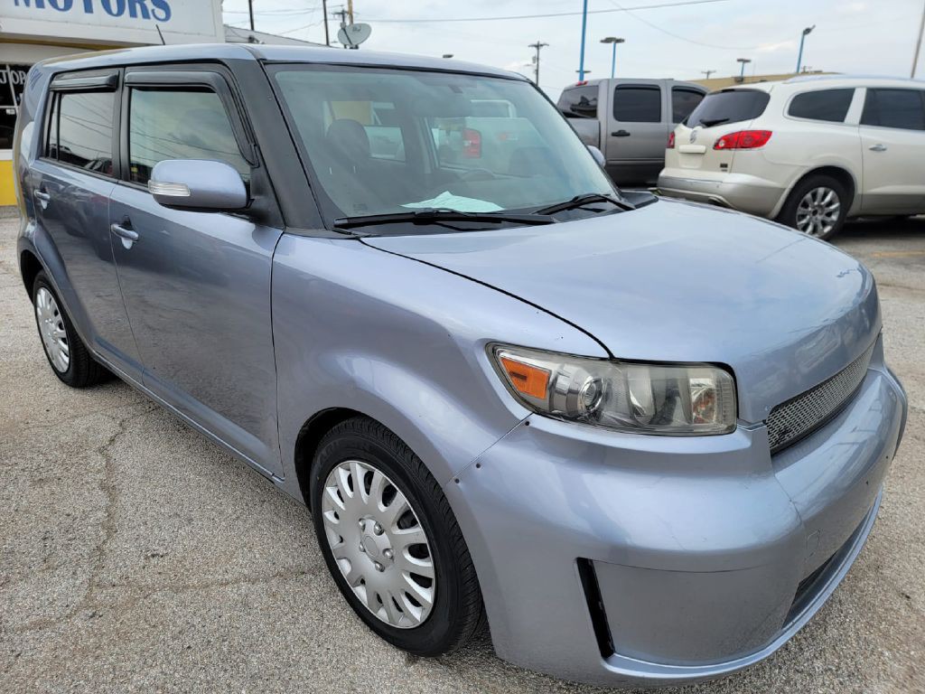 2010 Scion xB Image 3