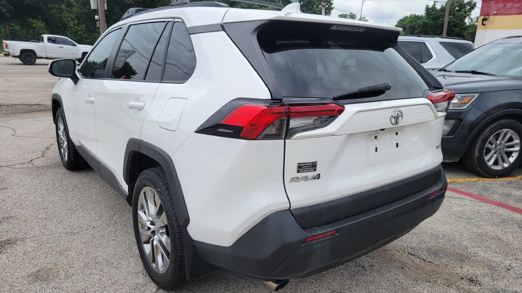 2019 Toyota Rav4 Image 5