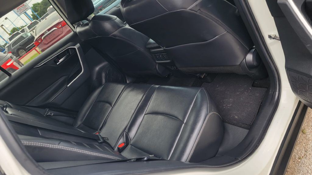 2019 Toyota Rav4 Image 14