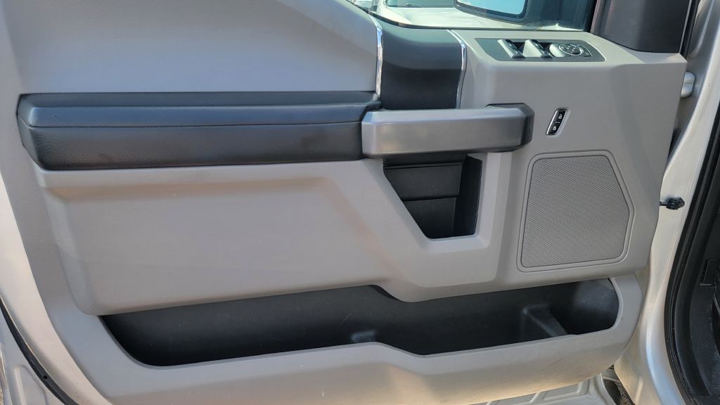 2015 Ford F-150 Image 9
