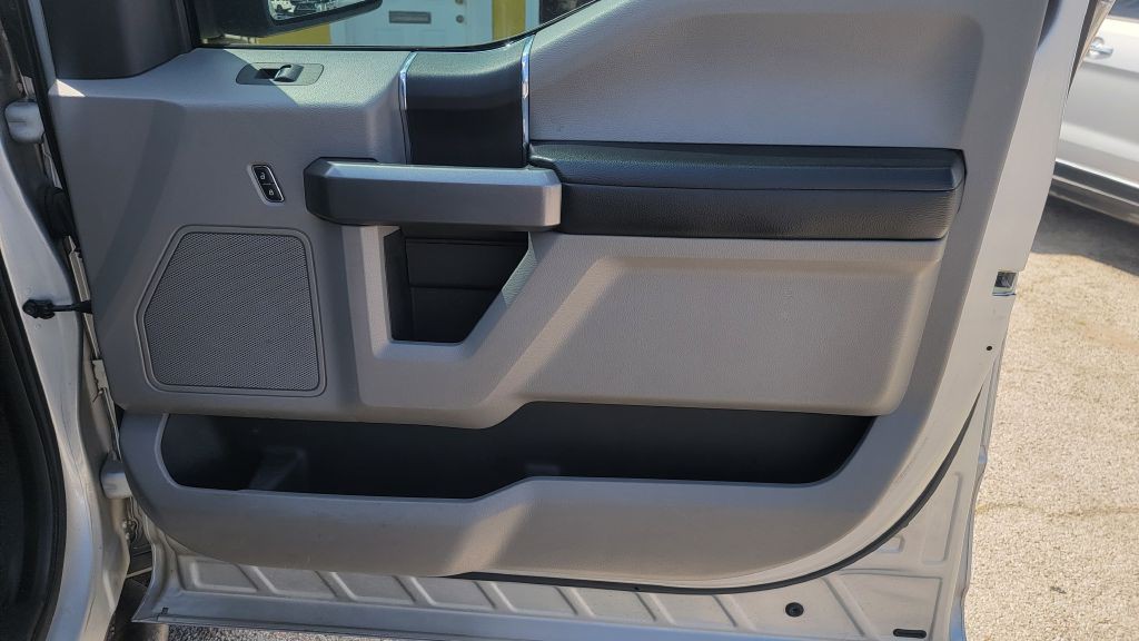 2015 Ford F-150 Image 11