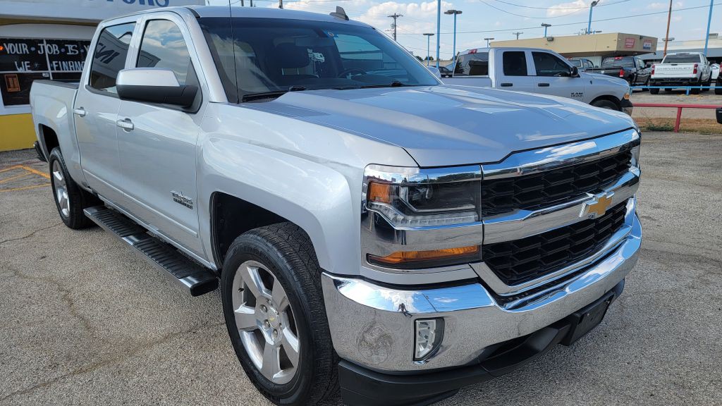 2017 Chevrolet Silverado 1500 Image 2