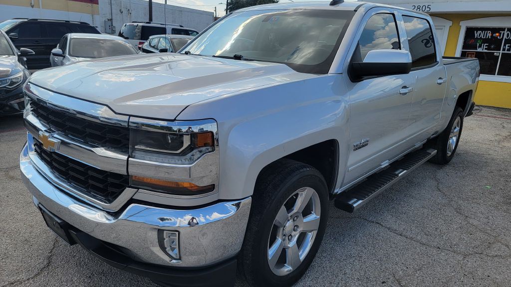 2017 Chevrolet Silverado 1500 Image 3