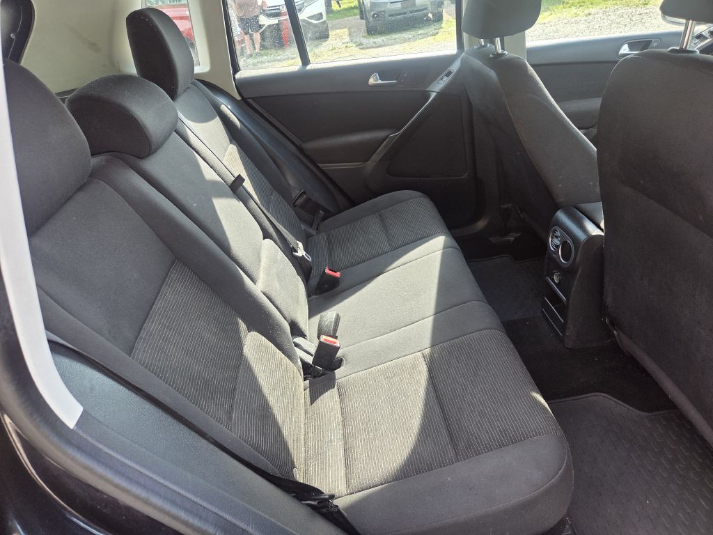2017 Volkswagen Tiguan Image 13