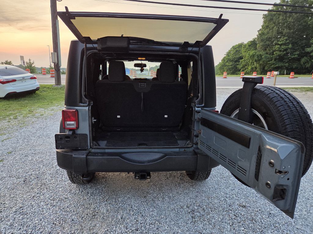 2015 Jeep Wrangler Image 15