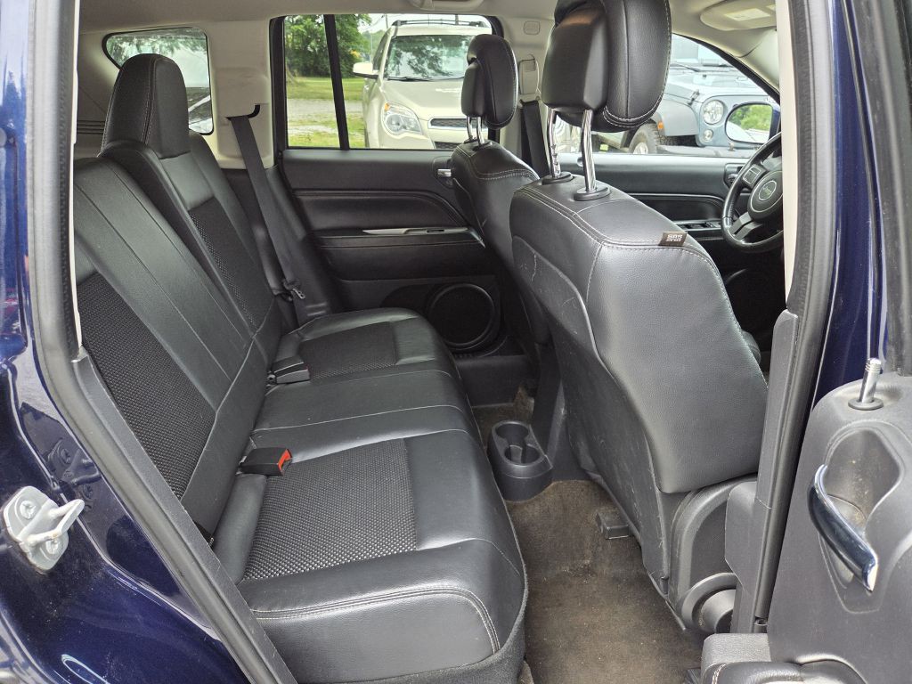 2014 Jeep Compass Image 12