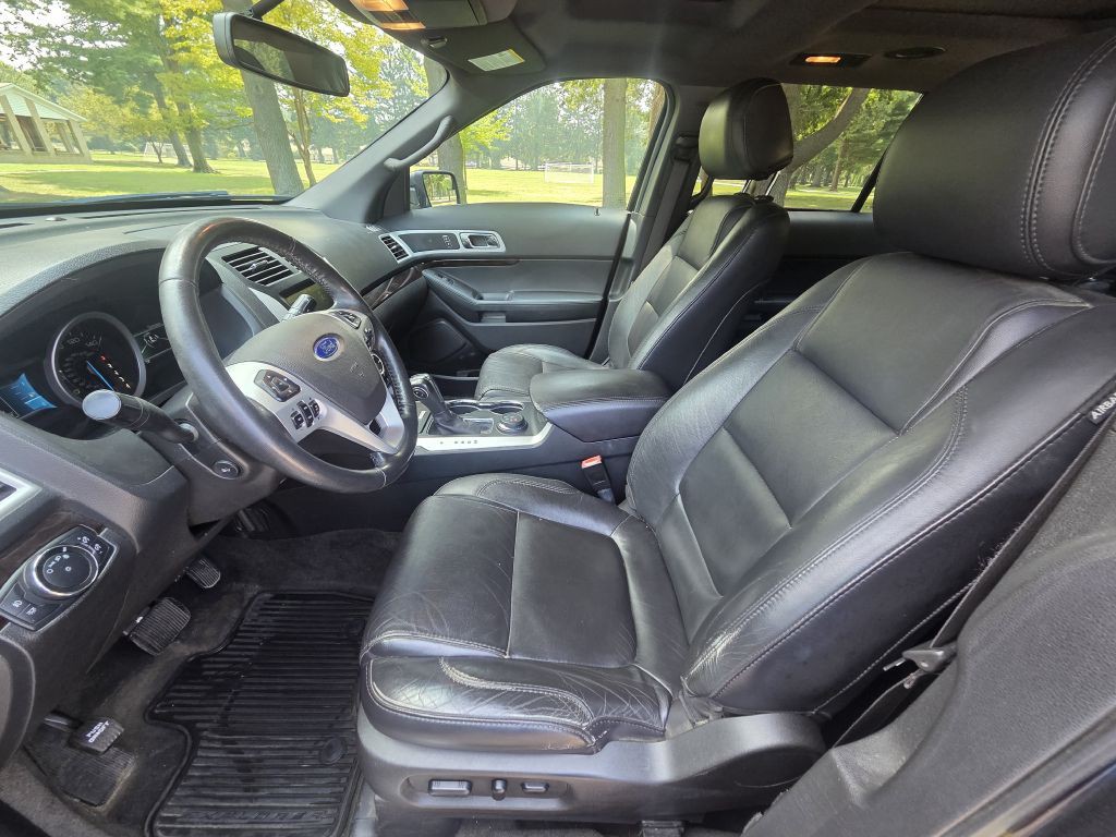 2015 Ford Explorer Image 12