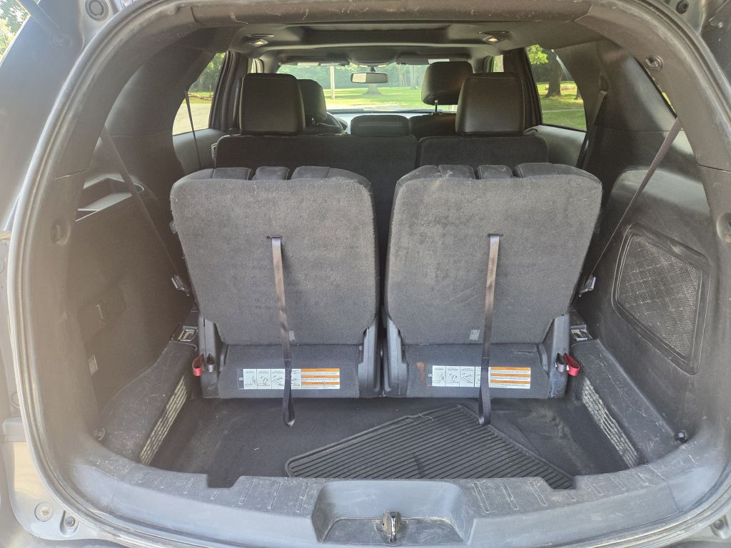 2015 Ford Explorer Image 16