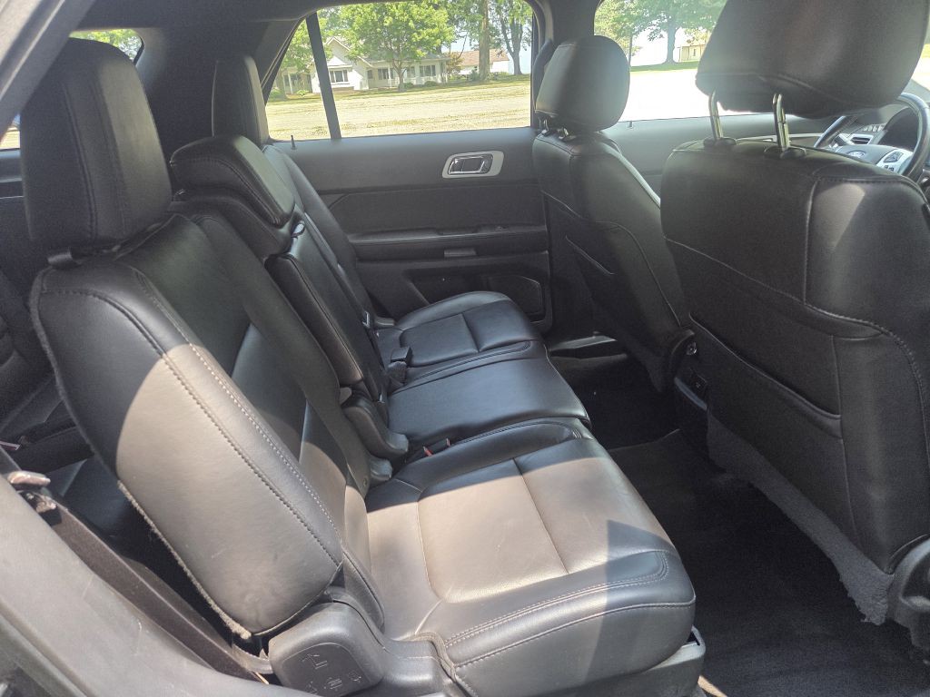 2015 Ford Explorer Image 17
