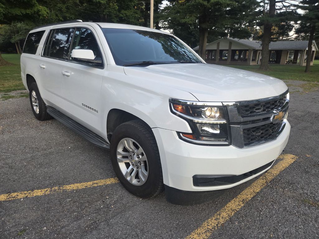 2016 Chevrolet Suburban Image 11
