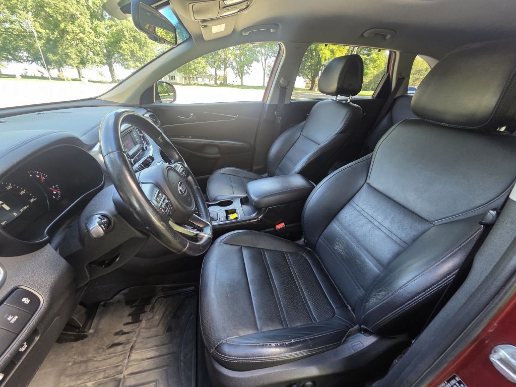 2016 Kia Sorento Image 9