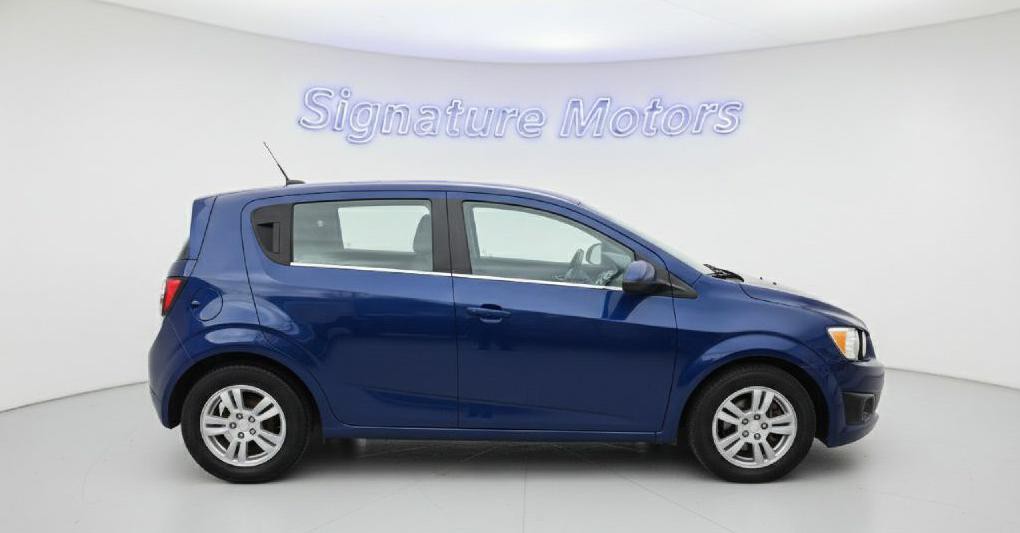 2012 Chevrolet Sonic Image 3