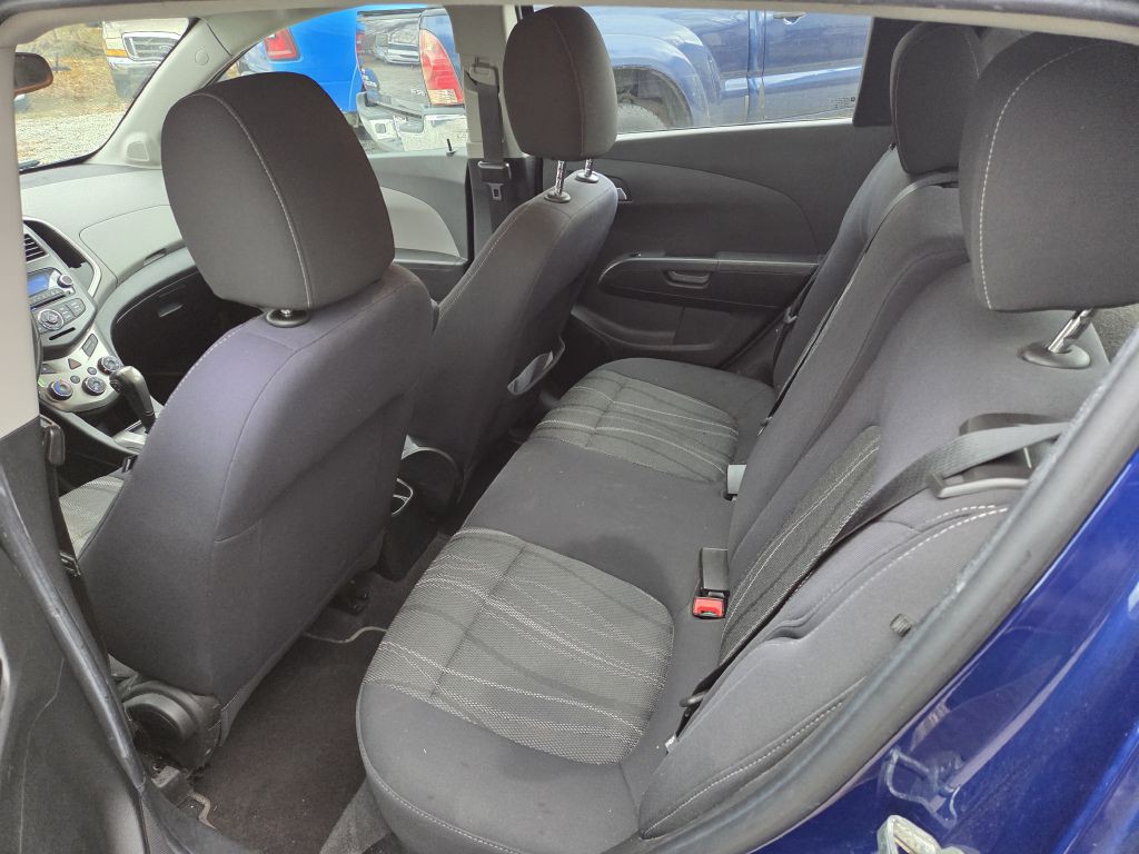 2012 Chevrolet Sonic Image 7