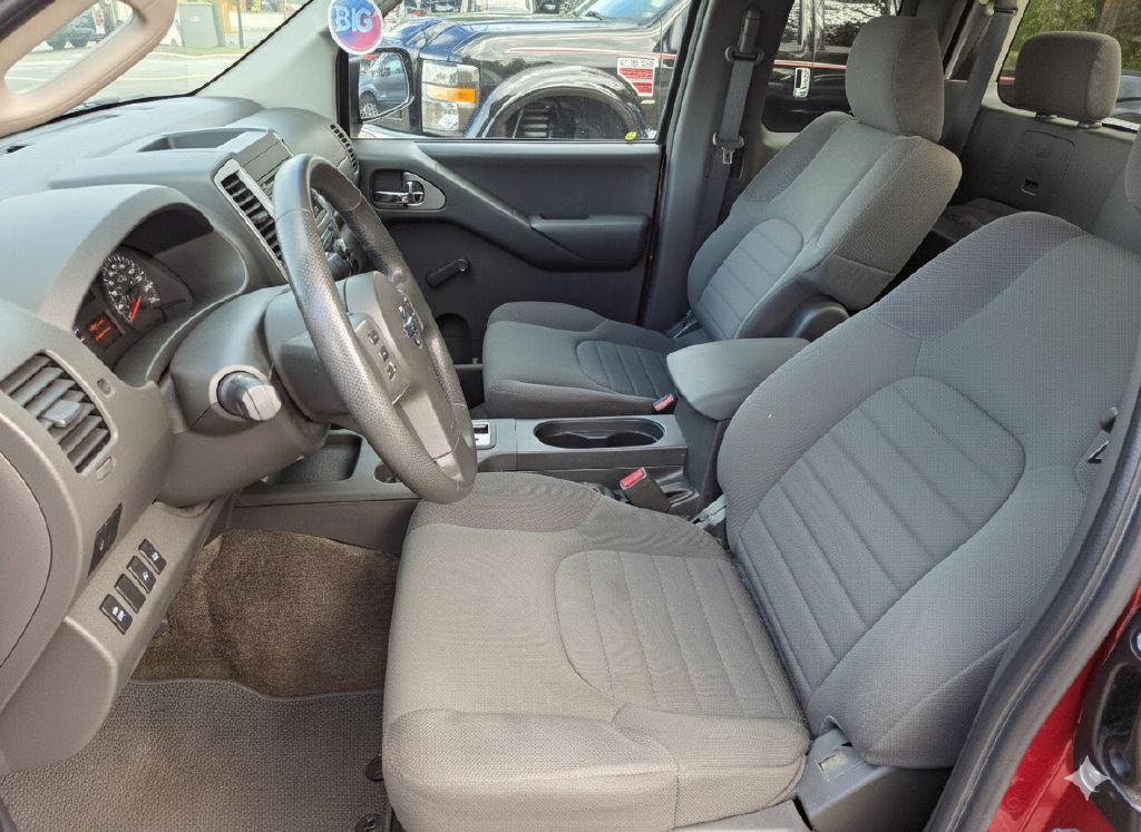 2014 Nissan Frontier Image 6