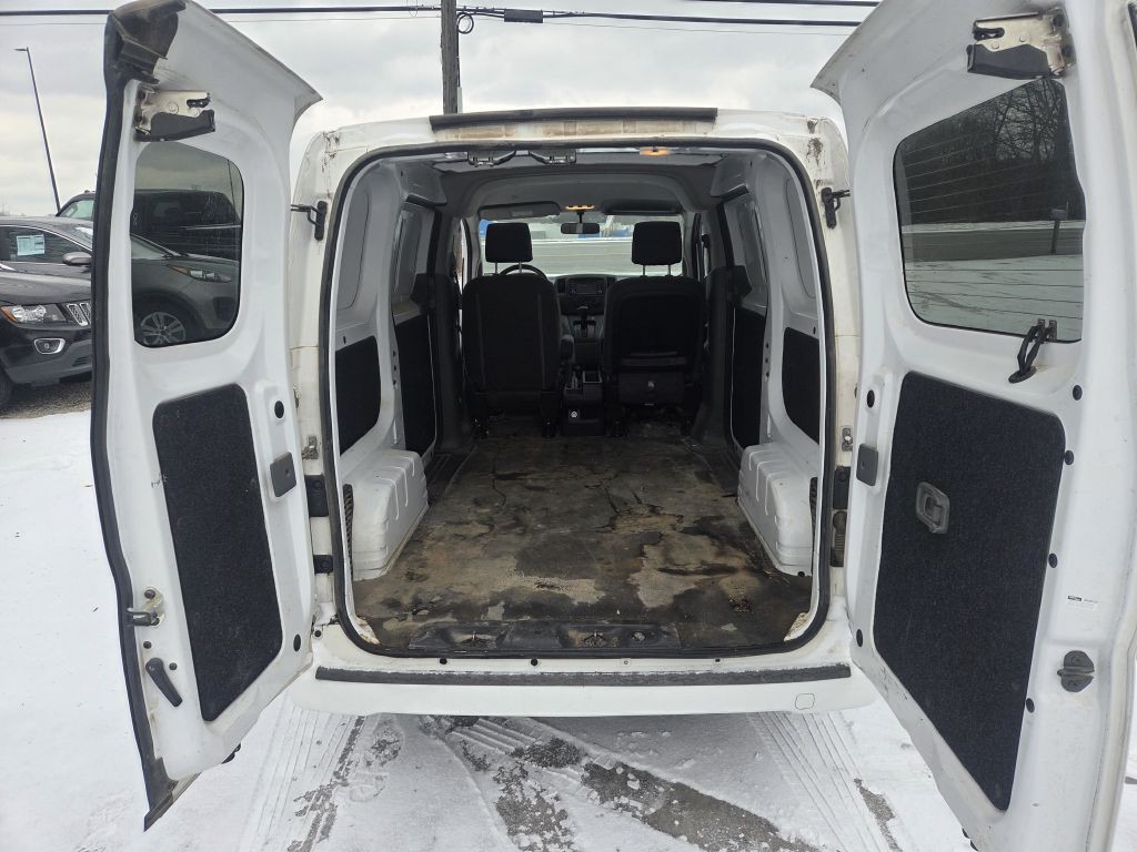 2019 Nissan NV200 Image 10
