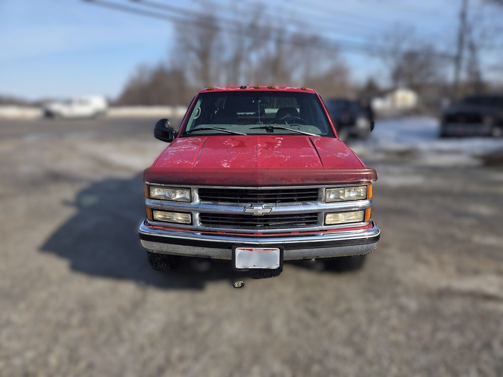 1998 Chevrolet C/K Image 2