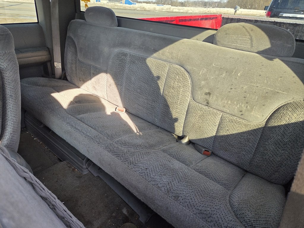 1998 Chevrolet C/K Image 10