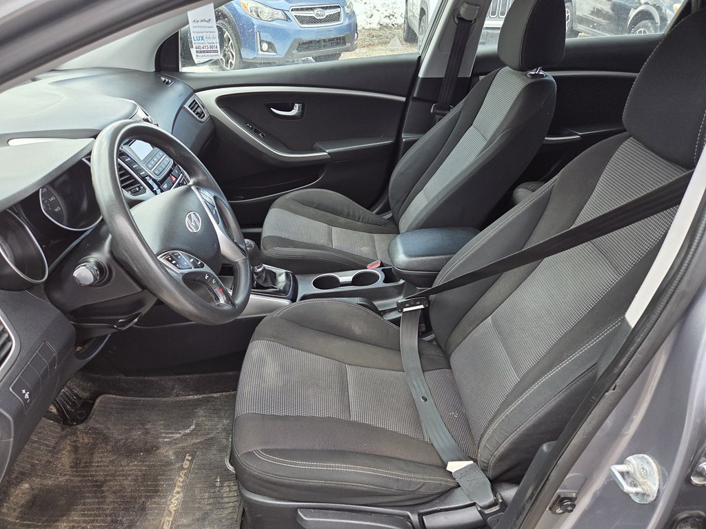 2013 Hyundai Elantra Image 5