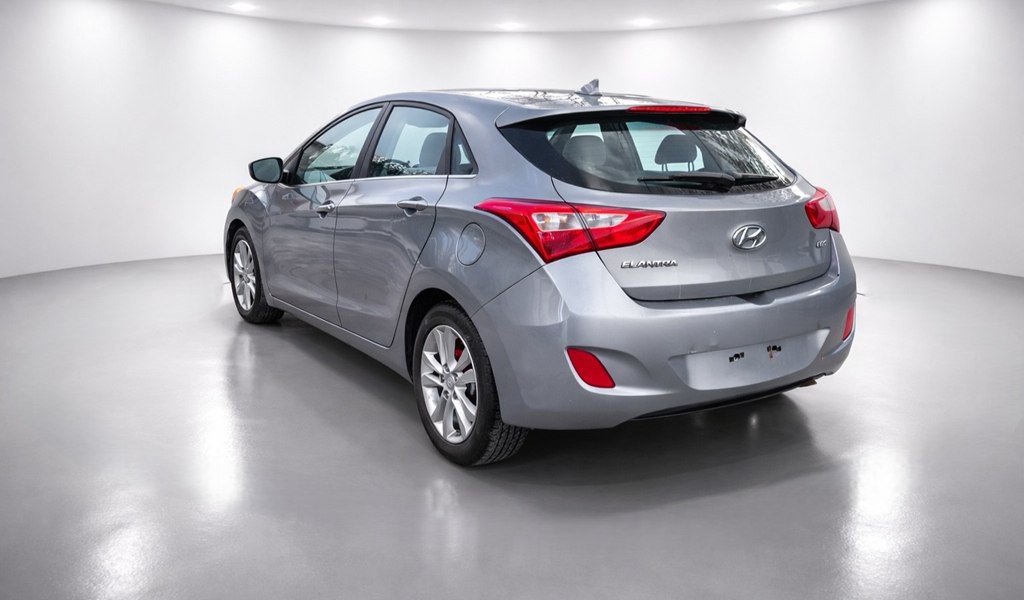 2013 Hyundai Elantra Image 8