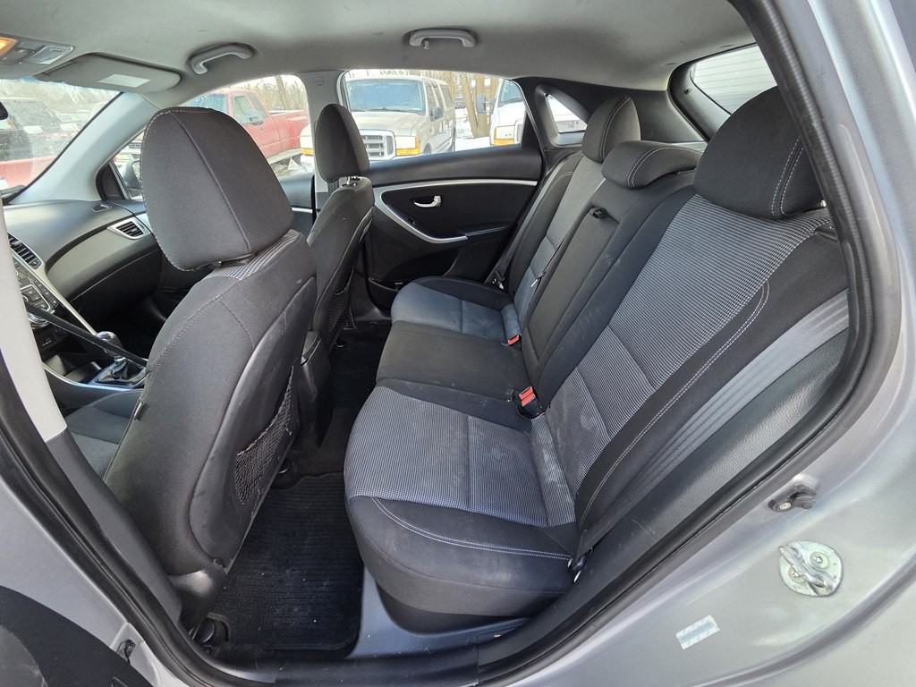 2013 Hyundai Elantra Image 12