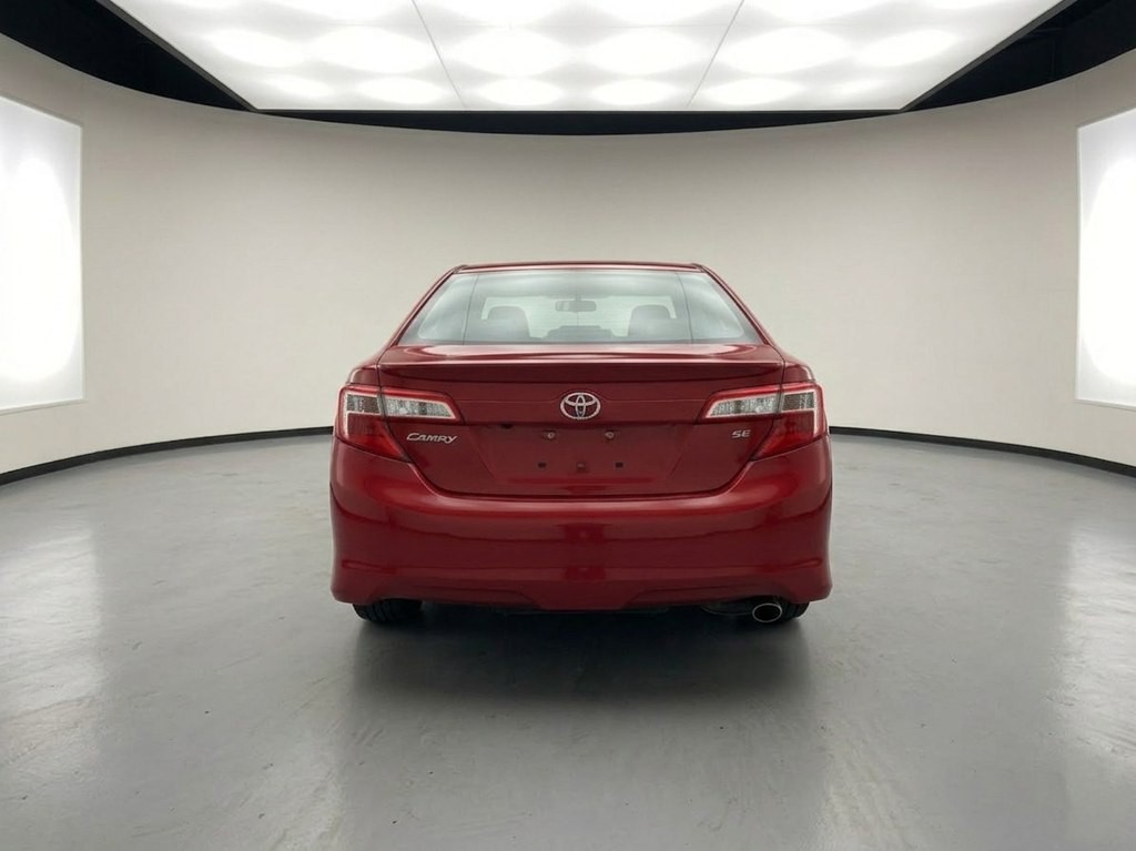 2014 Toyota Camry Image 7