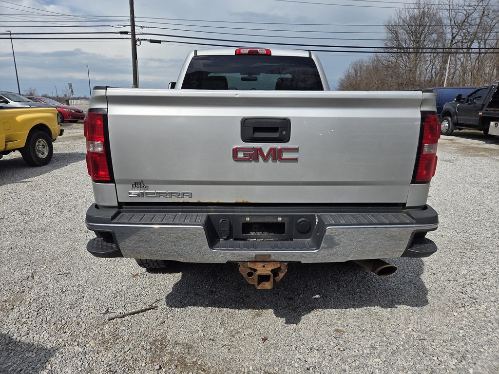 2015 GMC Sierra Image 4