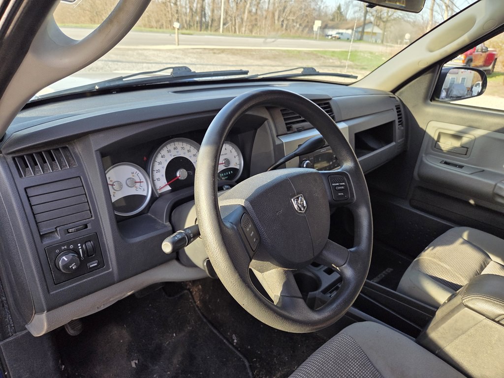 2008 Dodge Dakota Image 9