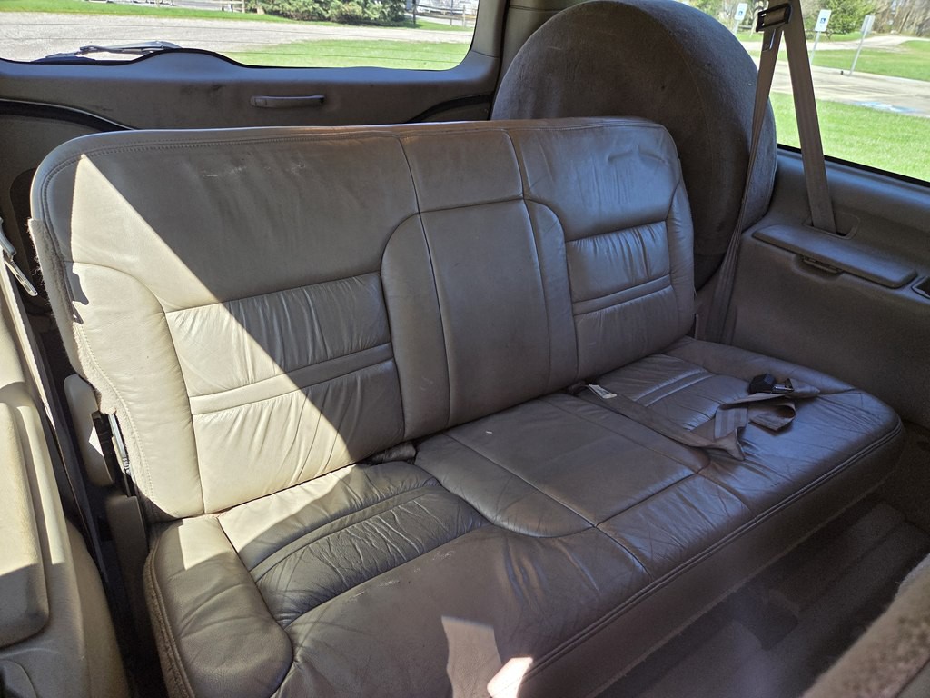 2001 Ford Excursion Image 14