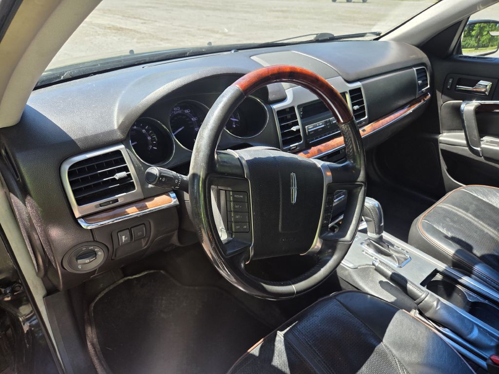 2011 Lincoln MKZ Image 9