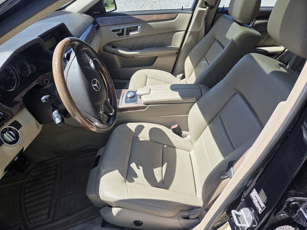 2011 Mercedes-Benz E-Class Image 8
