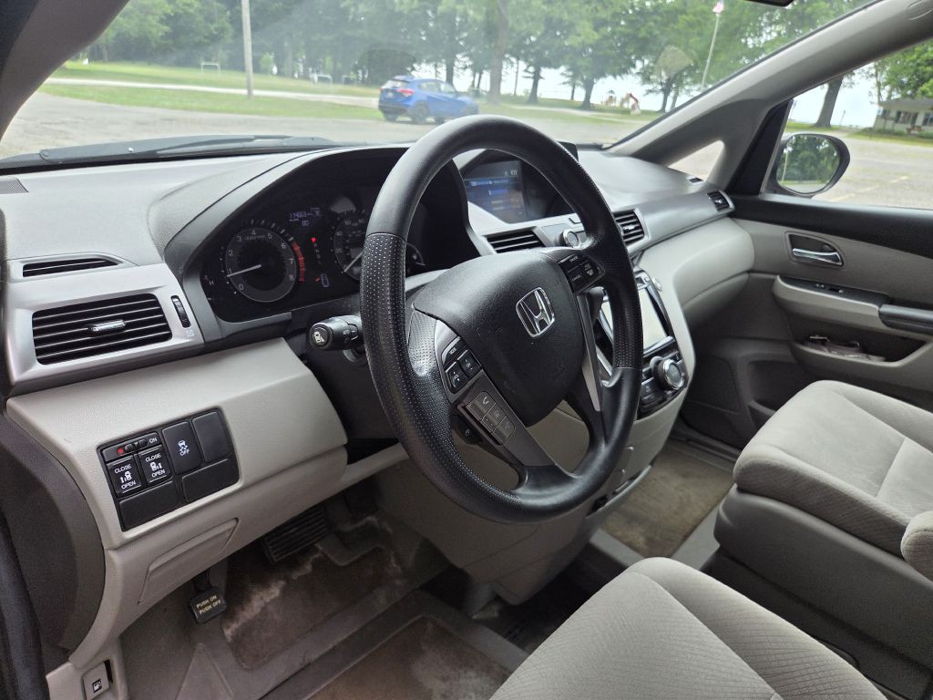 2014 Honda Odyssey Image 11