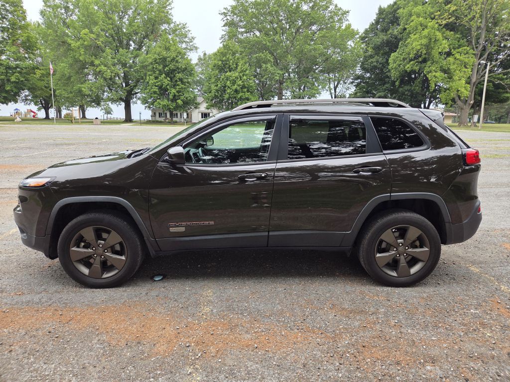 2016 Jeep Cherokee Image 8