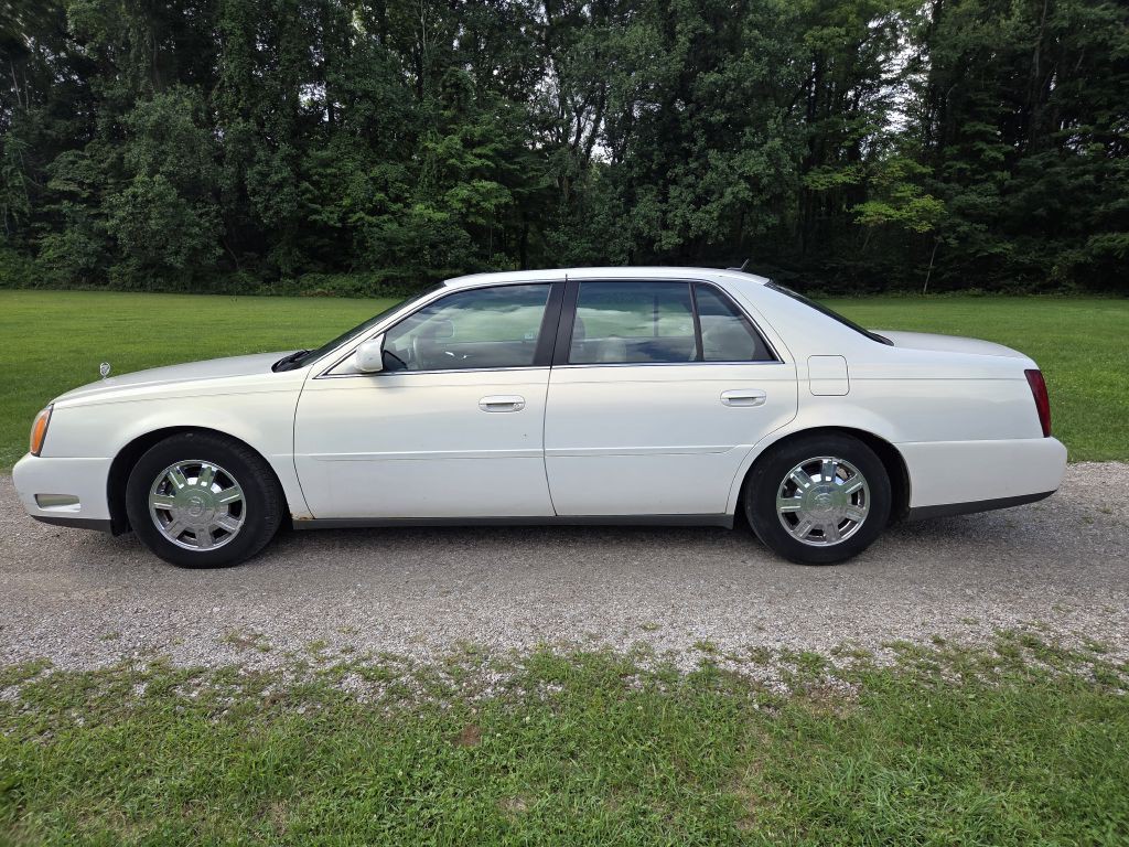 2005 Cadillac DeVille Image 9