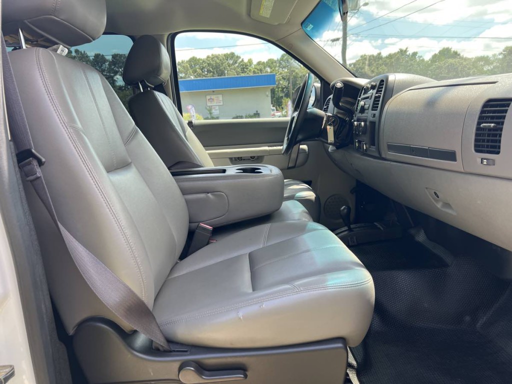 2014 Chevrolet Silverado 1500 Image 12