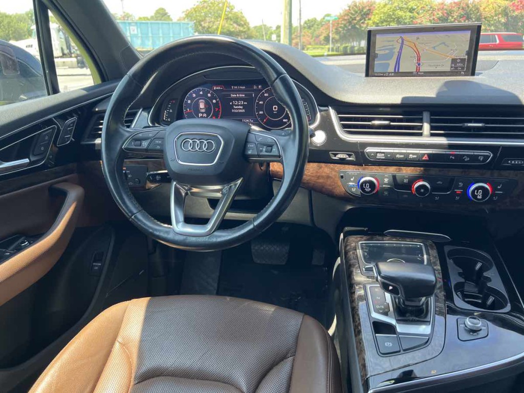 2017 Audi Q7 Image 2