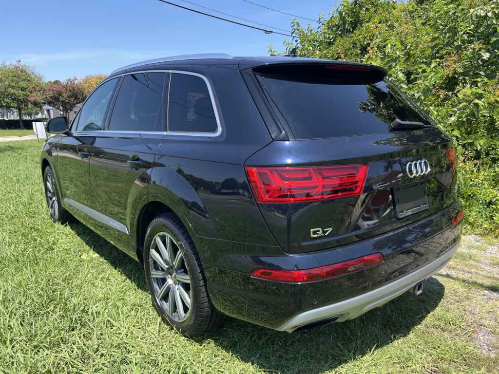 2017 Audi Q7 Image 5