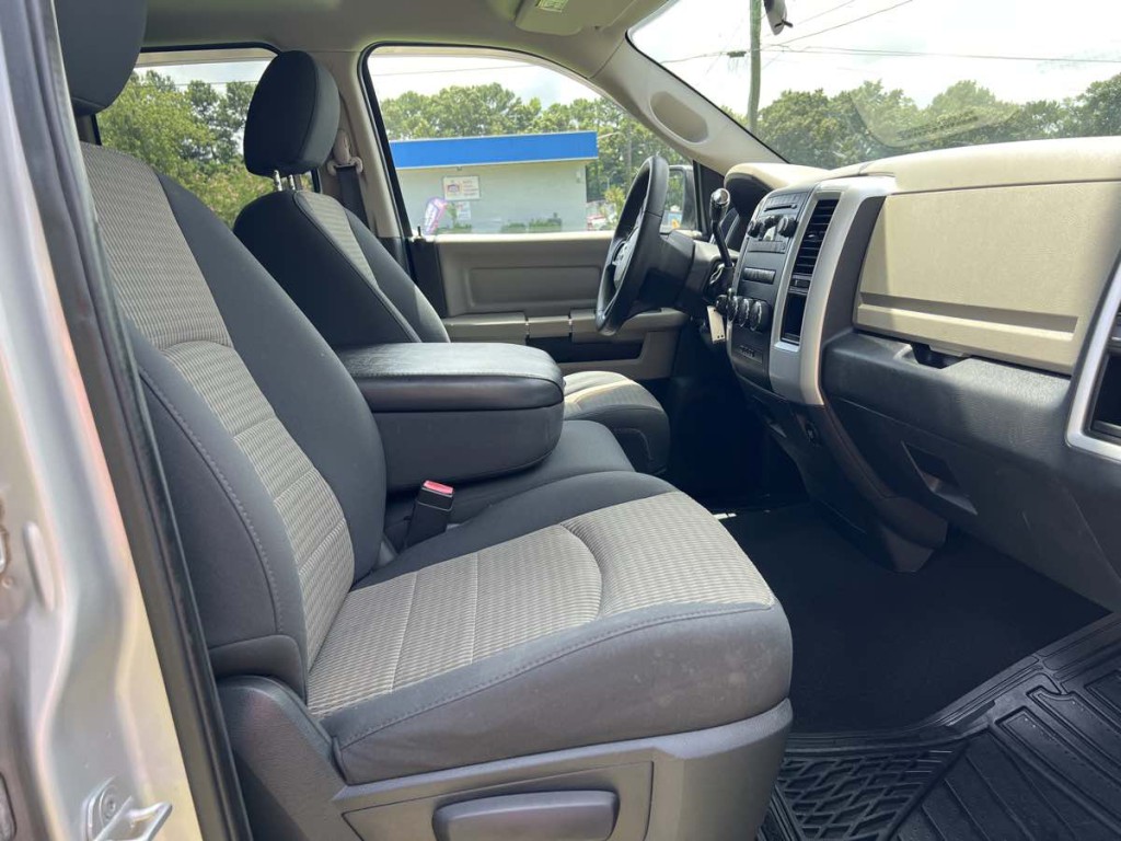 2012 RAM 1500 Image 12