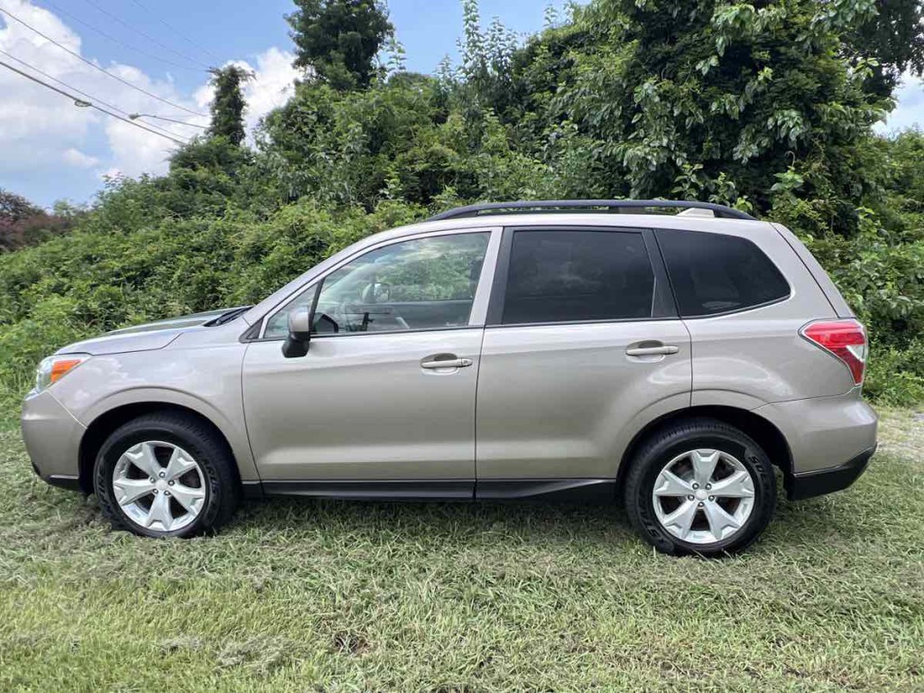 2016 Subaru Forester Image 3