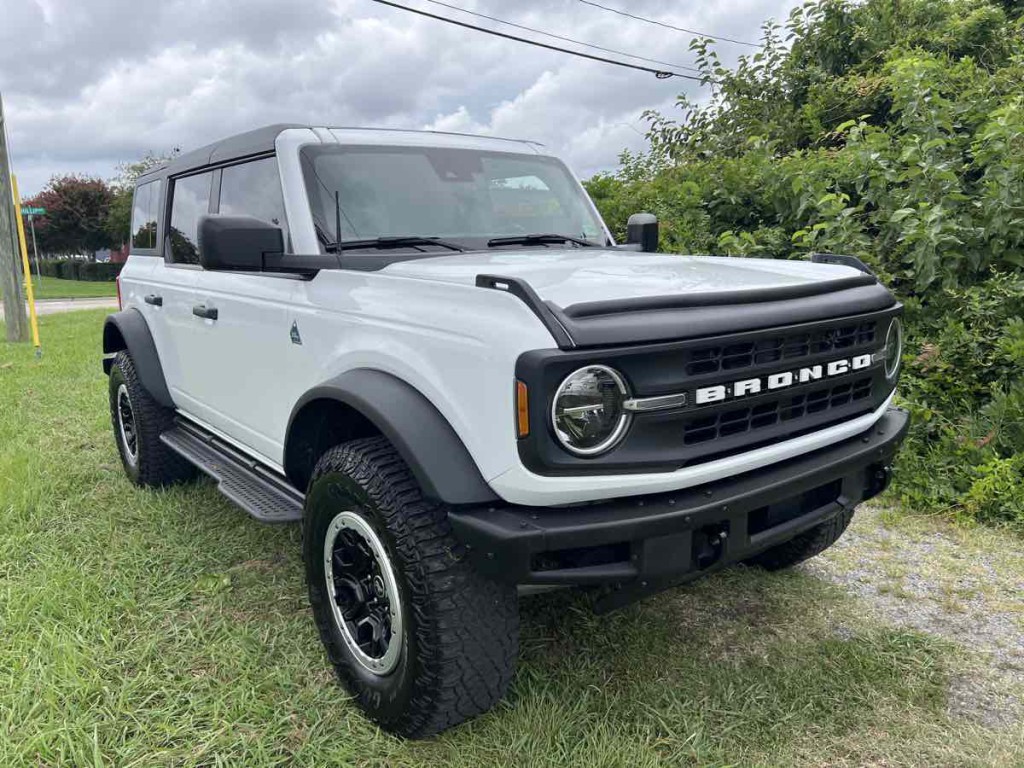 2022 Ford Bronco Image 10