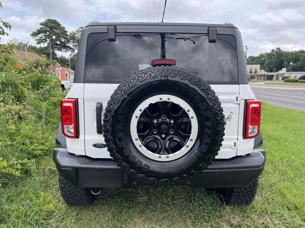2022 Ford Bronco Image 17