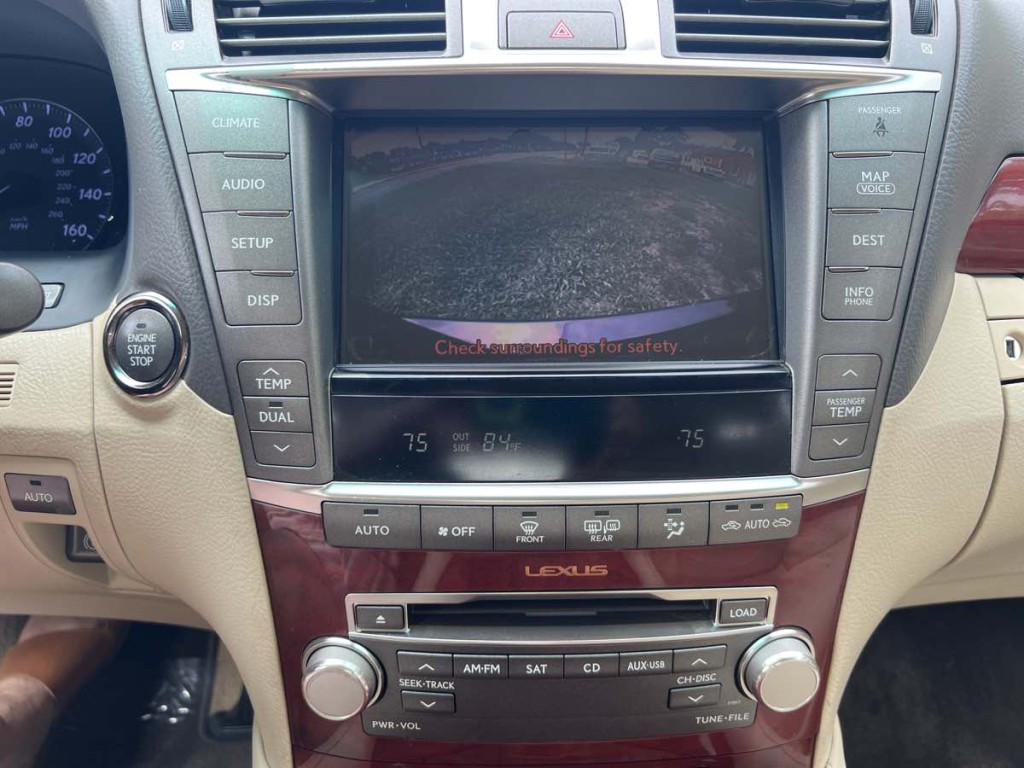 2010 Lexus LS 460 Image 5