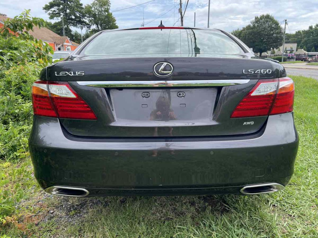 2010 Lexus LS 460 Image 15