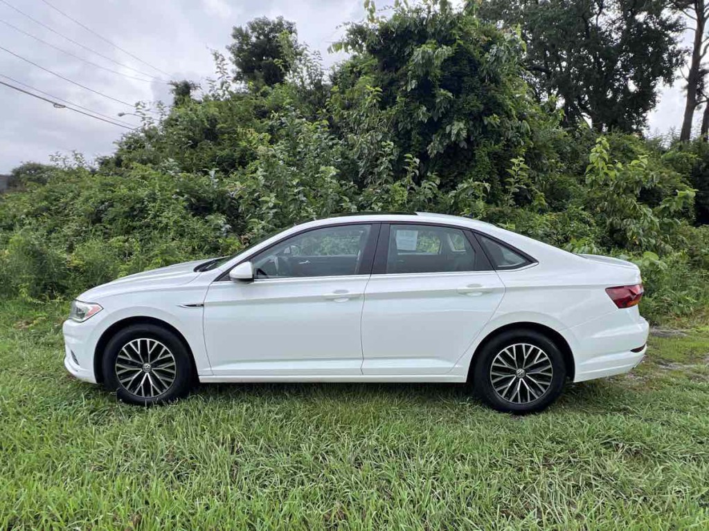 2019 Volkswagen Jetta Image 3