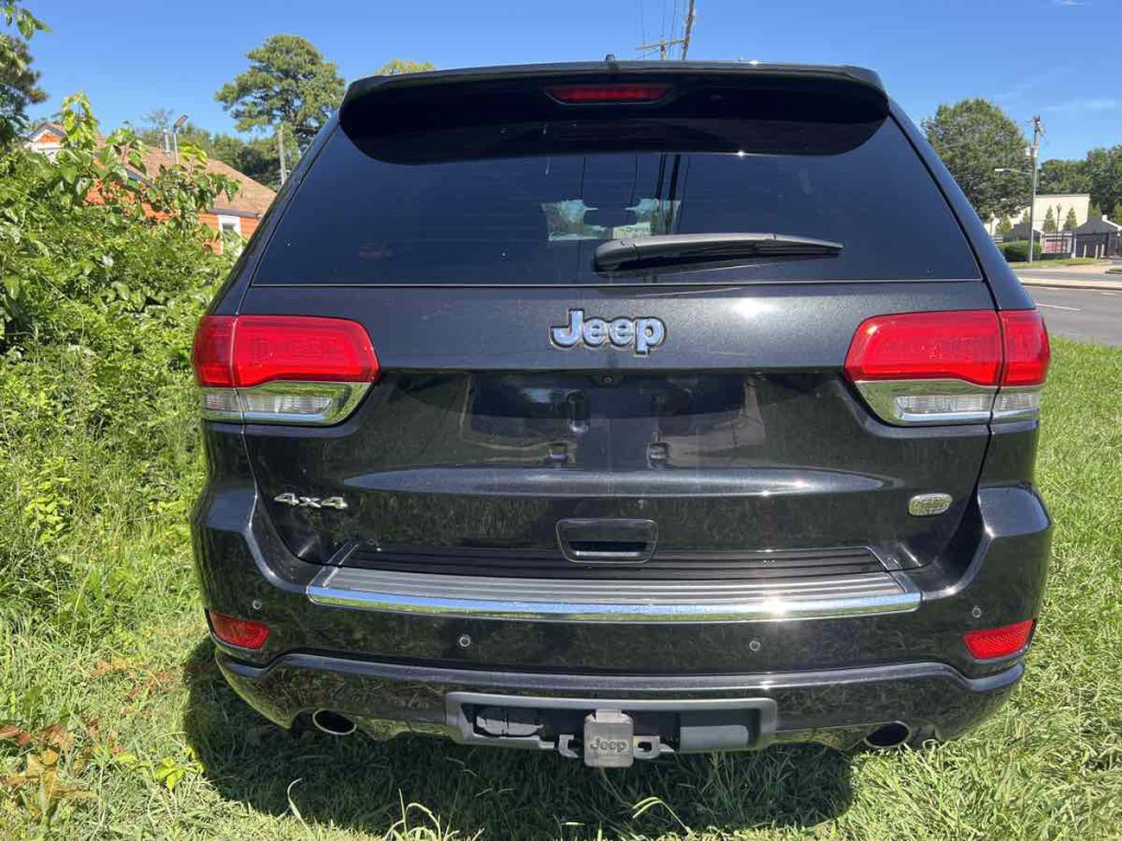 2015 Jeep Grand Cherokee Image 16