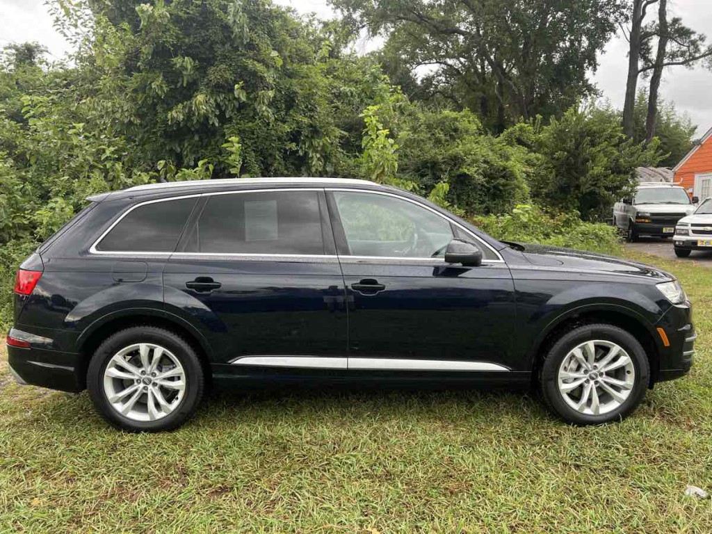 2017 Audi Q7 Image 13