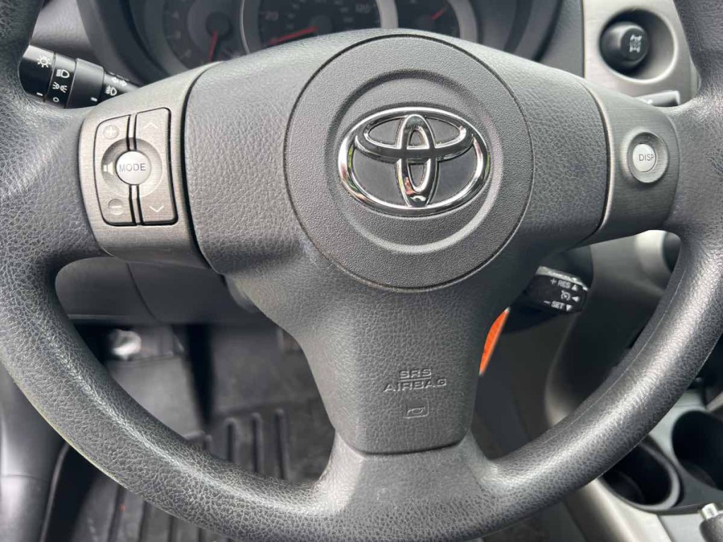 2011 Toyota Rav4 Image 3