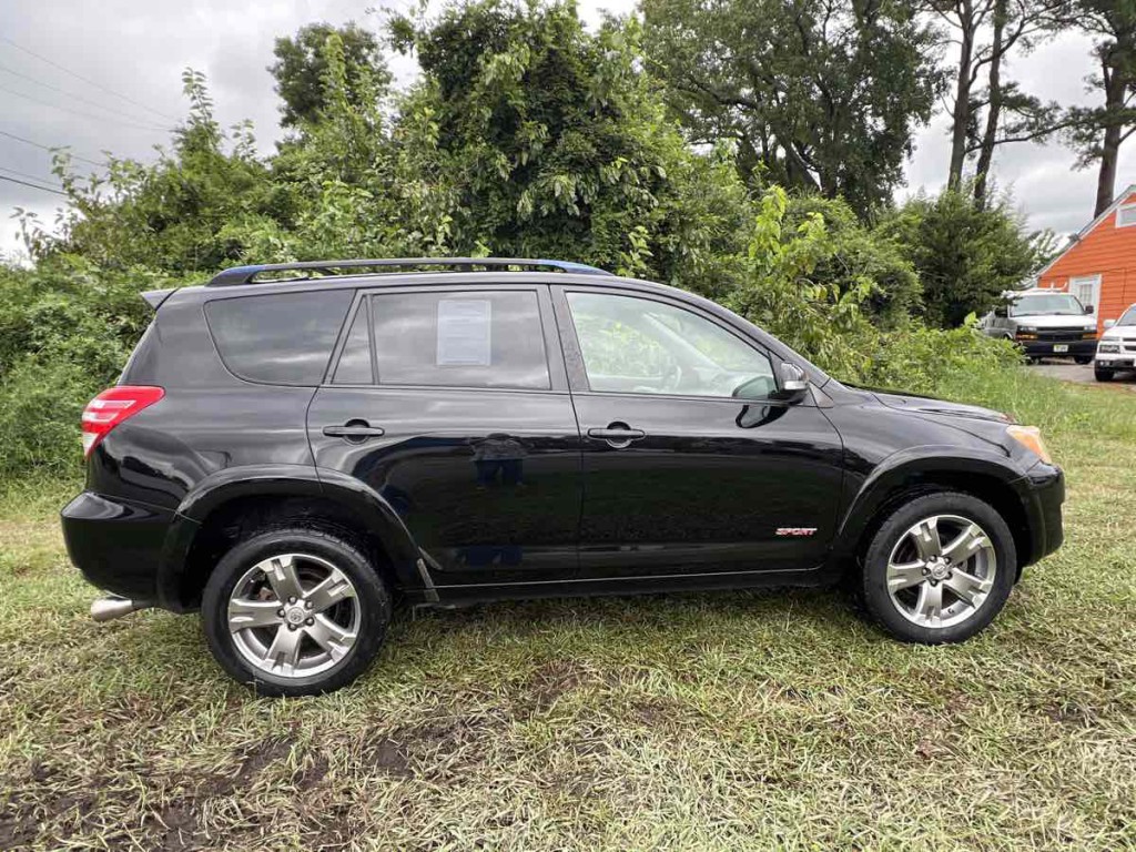 2011 Toyota Rav4 Image 10