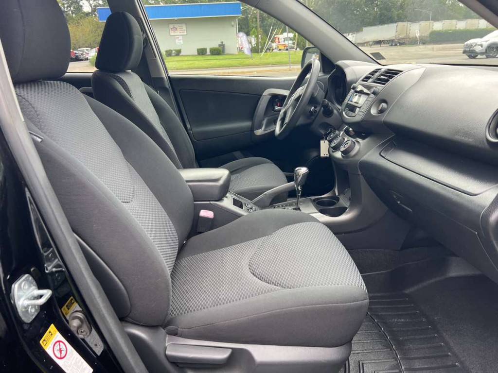 2011 Toyota Rav4 Image 11